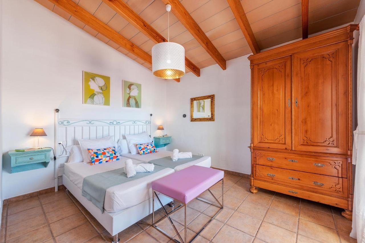 Villa Shortet Den Joan In Alcudia By Js Villas Villa *